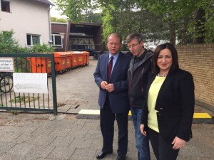 20150508_Karge Kolat Besuch Flüchtlingsheime_CV